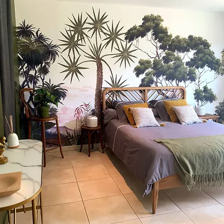 Frühstückspension En Drome Tropicale 3*