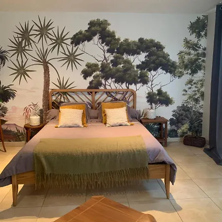 Bed and breakfast En Drôme Tropicale
